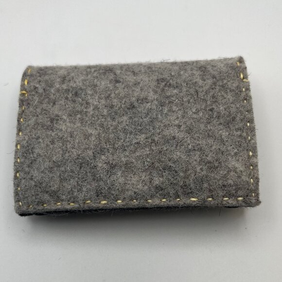 Card Holder Handcrafted Felted Wool - Picture 4 of 4